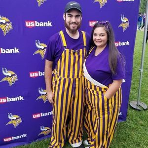 Meet your Posher, Dena